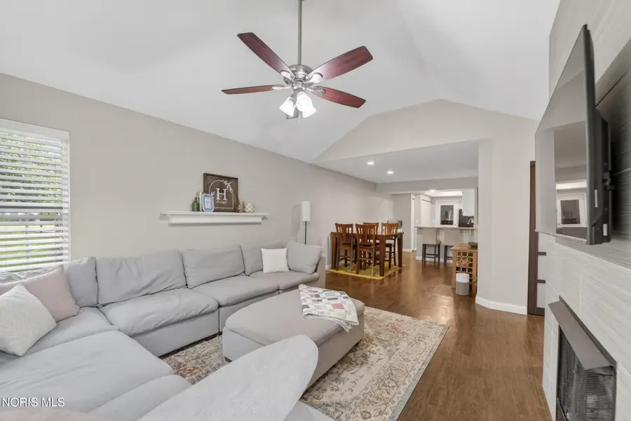 2277 Fox Run Circle, Findlay, OH 45840 - #3