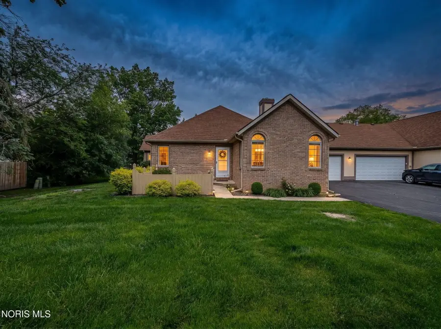 103 Turnbury Lane, Perrysburg, OH 43551 - #2