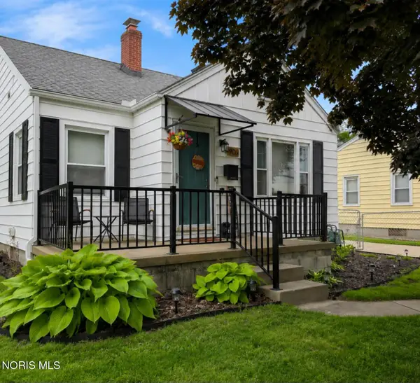 906 7th Street, Maumee, OH 43537