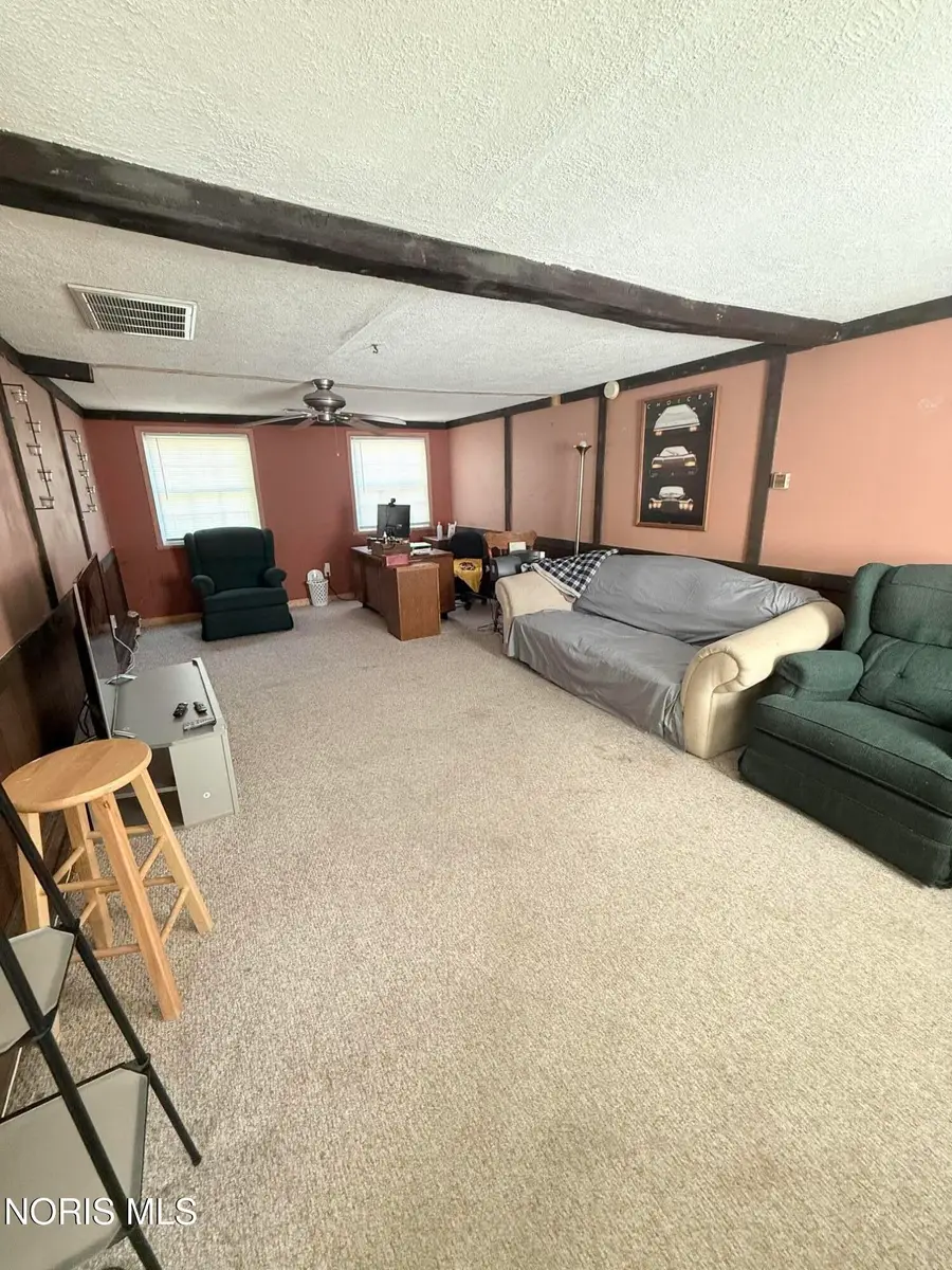 102 Friars Lane, Toledo, OH 43615 - #2