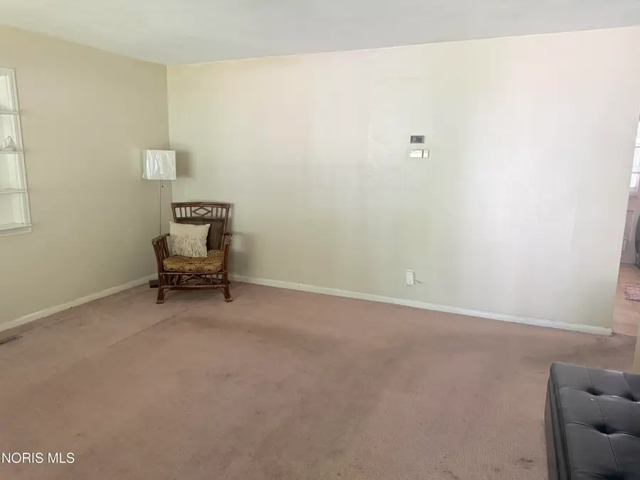 102 Friars Lane, Toledo, OH 43615 - #3