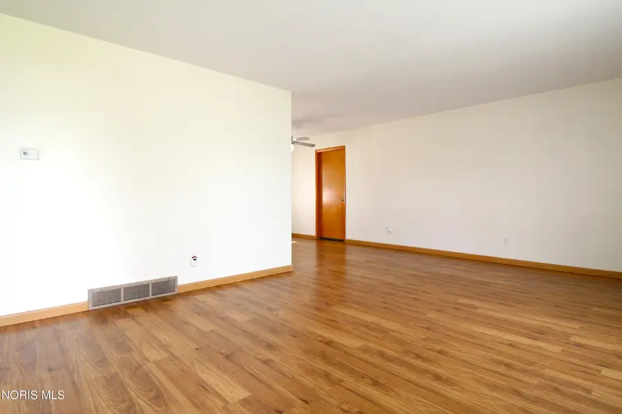 19 N Fargo Street, Oregon, OH 43616 - #2