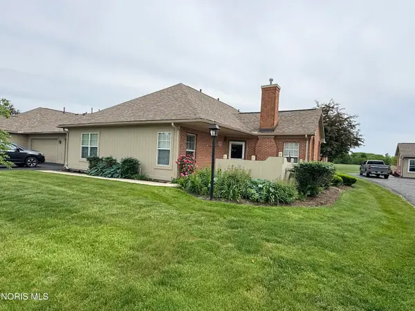 3524 Bayberry Place, Oregon, OH 43616