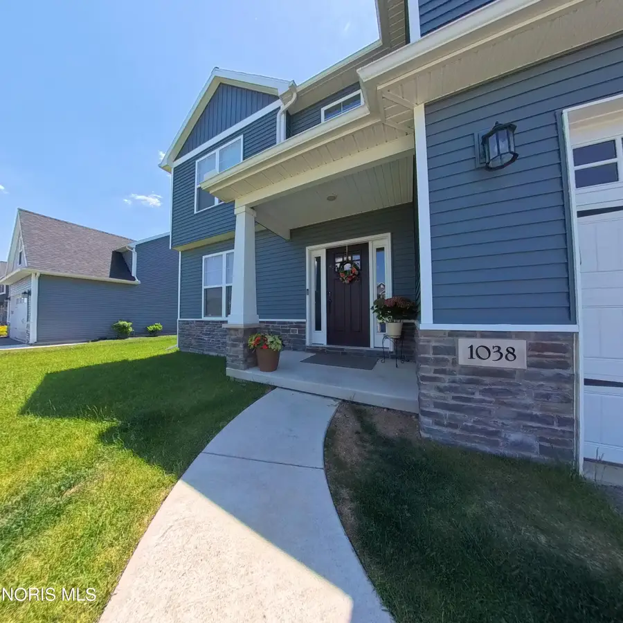 1038 Stoneleigh Road, Perrysburg, OH 43551 - #2