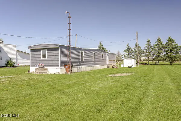 21600 Lemoyne Road, Luckey, OH 43443