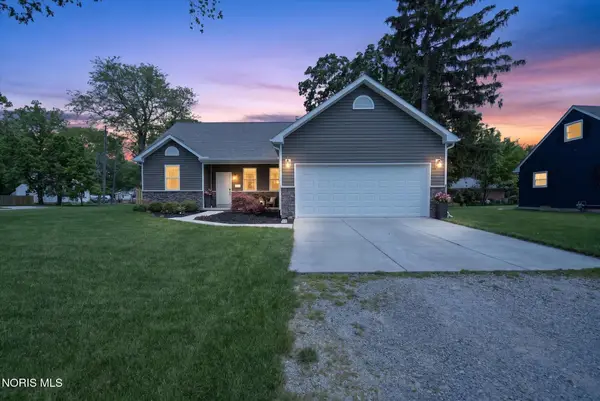 922 Corey Street, Maumee, OH 43537