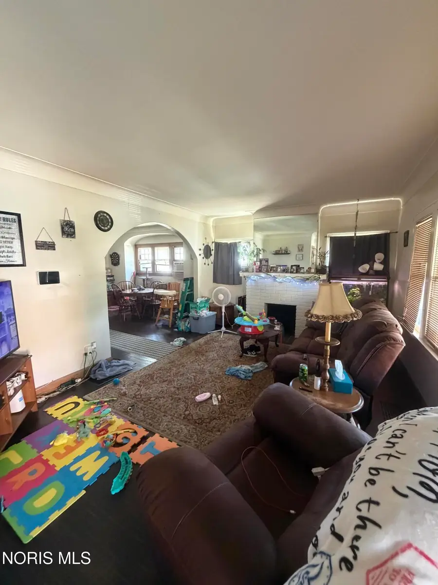 747 Toronto Avenue, Toledo, OH 43609 - #3