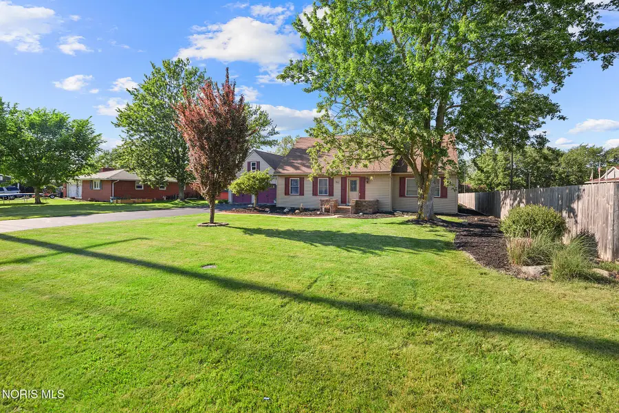 914 W Melrose Avenue, Findlay, OH 45840 - #3
