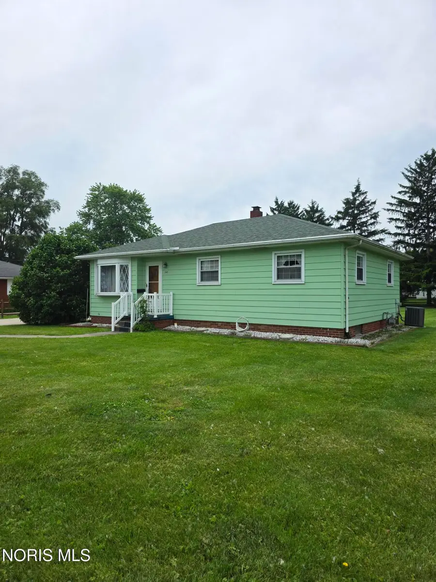 245 Enos Drive, Oregon, OH 43616 - #3