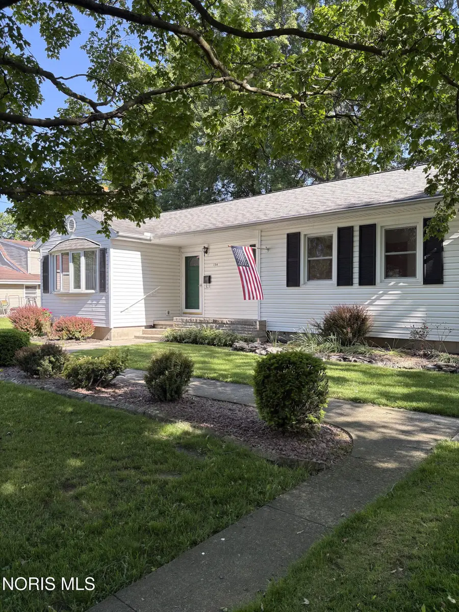 134 W Lincoln Street, Wauseon, OH 43567 - #2