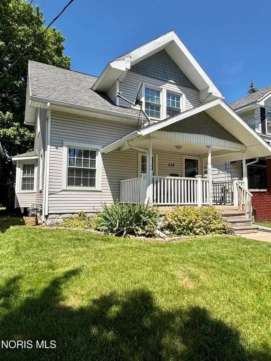 528 Carlton Street, Toledo, OH 43609 - #3
