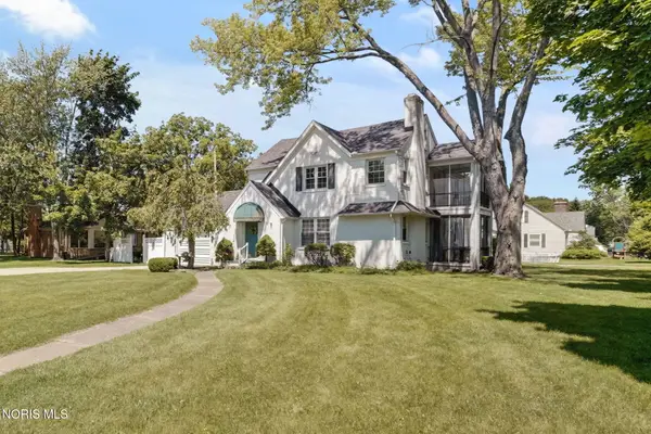 2627 River Road, Maumee, OH 43537
