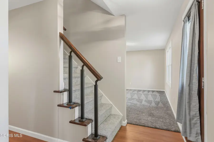 123 Oak Park Drive, Hicksville, OH 43526 - #3
