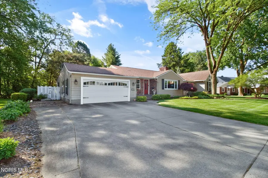 142 Wilkshire Drive, Waterville, OH 43566 - #2