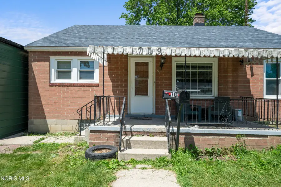 709 Maplewood Street, Delta, OH 43515 - #2