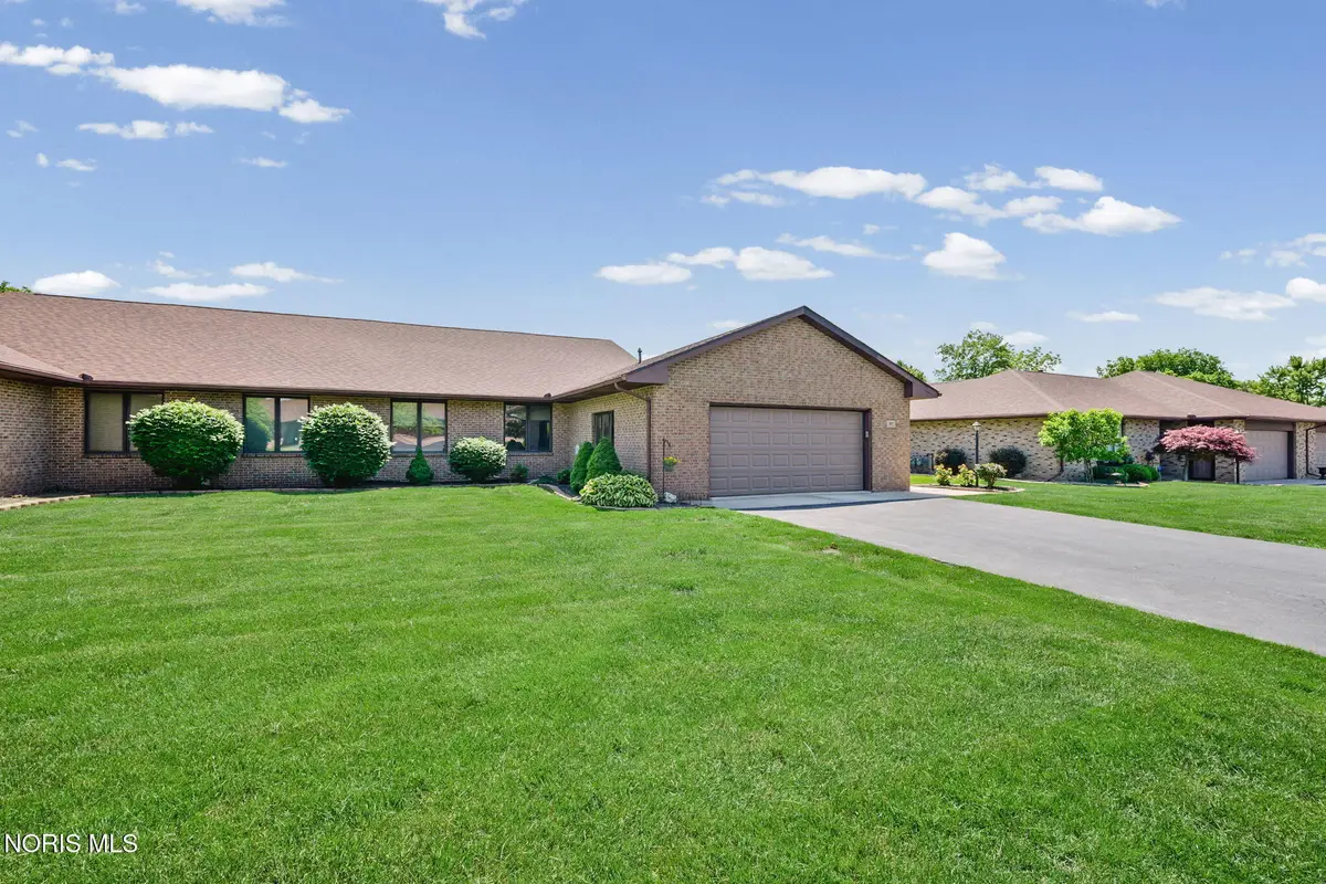 1817 Stonehill Drive, Findlay, OH 45840 - #1