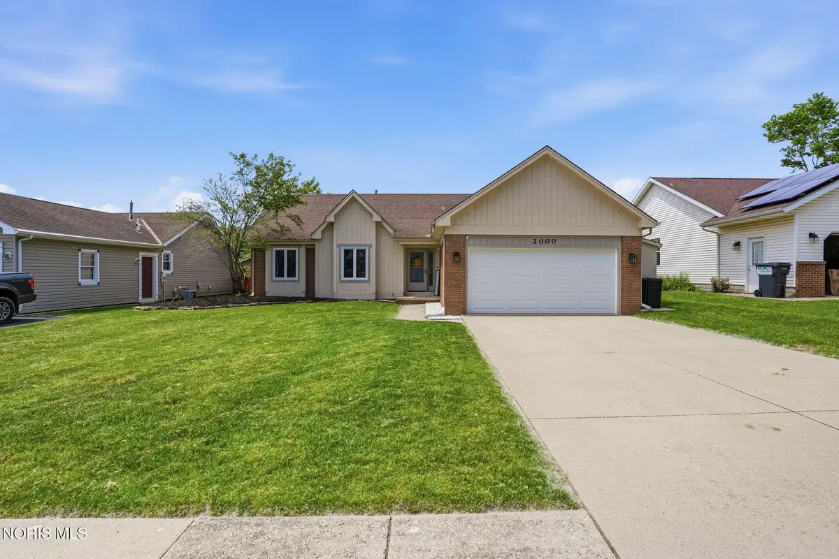 2000 W Hill Trail, Findlay, OH 45840 - #1