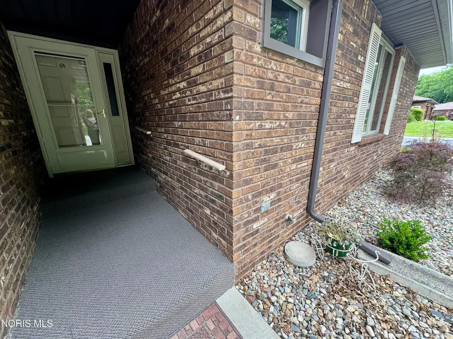 600 Wood Cree Court, Defiance, OH 43512 - #3