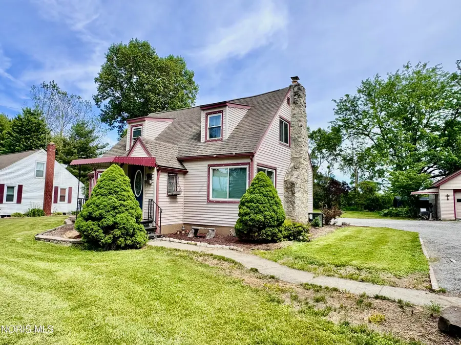 908 E High Street, Hicksville, OH 43526 - #2