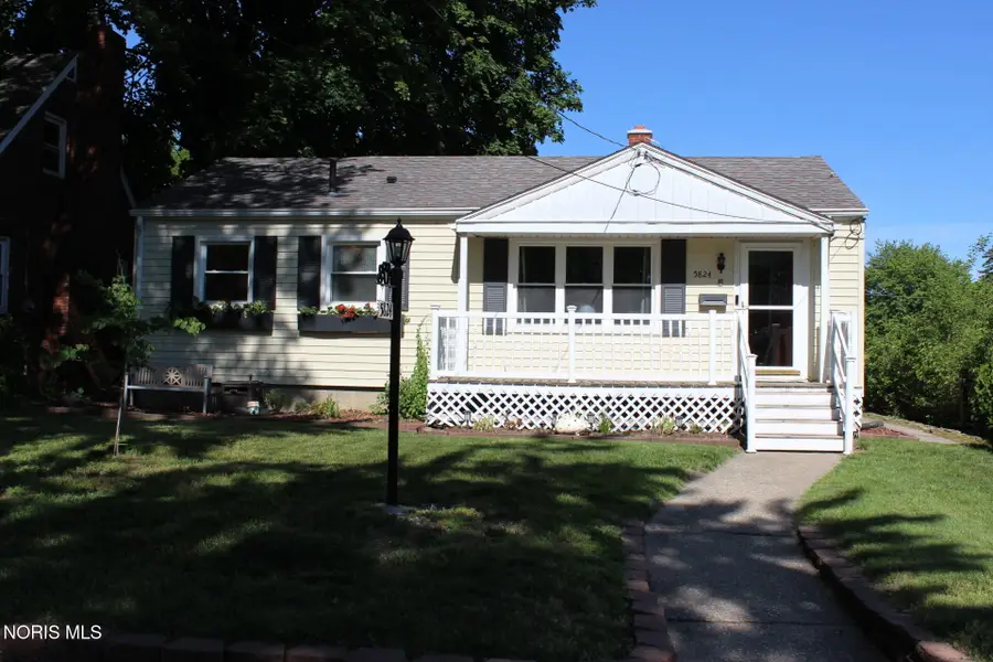 5824 Adelaide Drive, Toledo, OH 43613 - #3