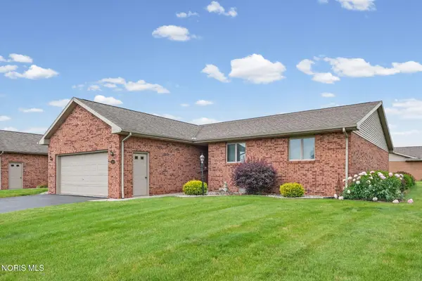 100 Meadowcrest Drive, McComb, OH 45858