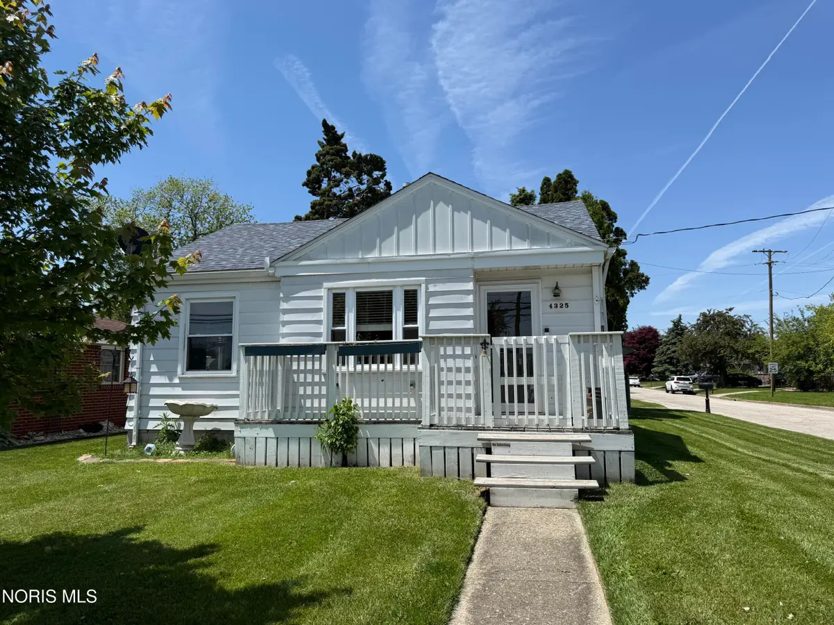 4325 Suder Avenue, Toledo, OH 43611 - #1