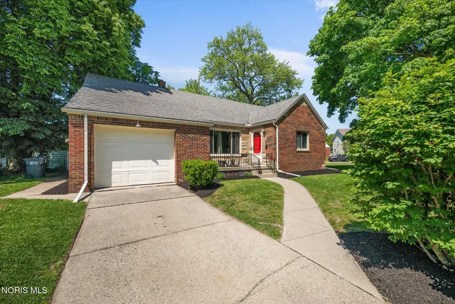2340 Victory Avenue, Toledo, OH 43607 - #2