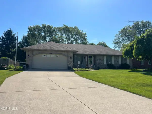 126 Luella Avenue, Oregon, OH 43616
