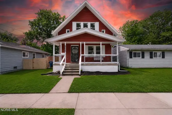 2042 Airline Avenue, Toledo, OH 43609