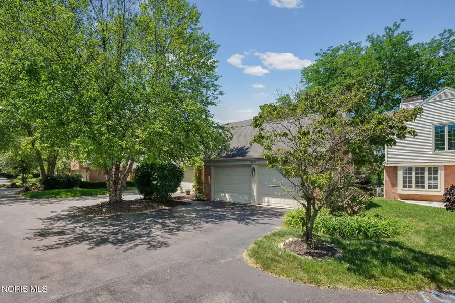 29241 Bates Road, Perrysburg, OH 43551 - #2