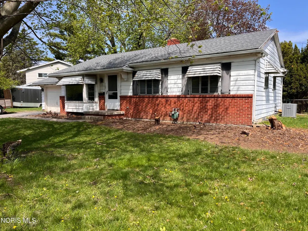3714 Dewlawn Drive, Toledo, OH 43614 - #1