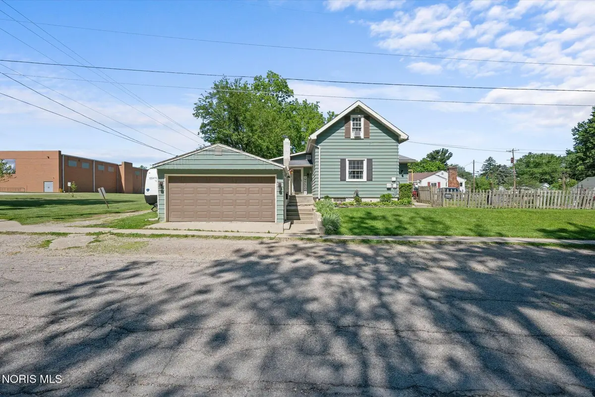 99 Elton Parkway, Swanton, OH 43558 - #1