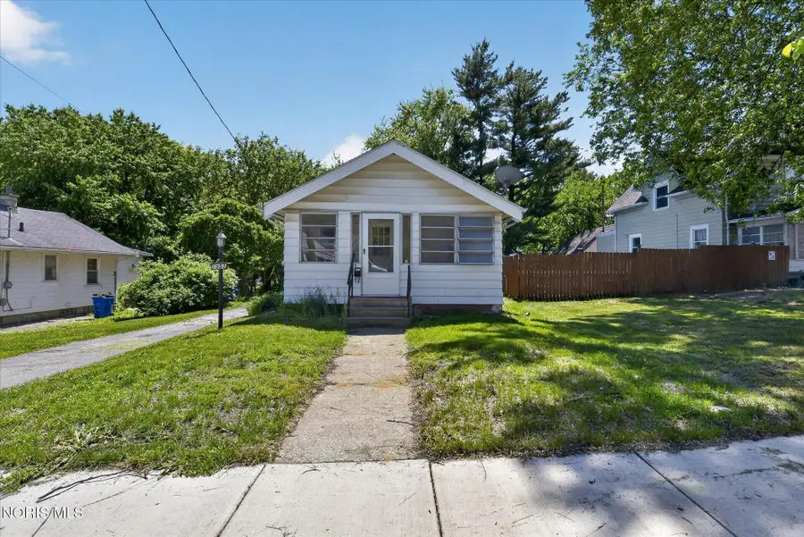 1951 Loxley Road, Toledo, OH 43613 - #2