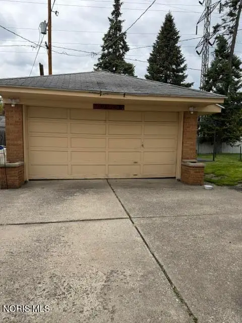 3833 Sherbrooke Road, Toledo, OH 43613 - #3