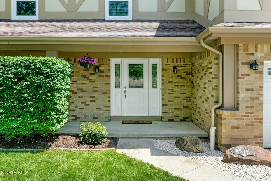 4575 River Road, Toledo, OH 43614 - #3
