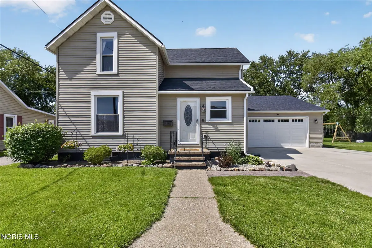 726 Park Street, Napoleon, OH 43545 - #1