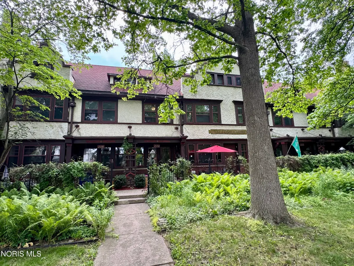 2353 Scottwood Avenue # 4, Toledo, OH 43620 - #1