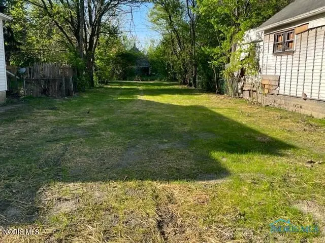 39 E Streicher Street, Toledo, OH 43608 - #1