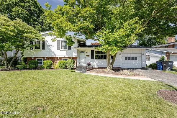 1963 Heatherlawn Drive, Toledo, OH 43614