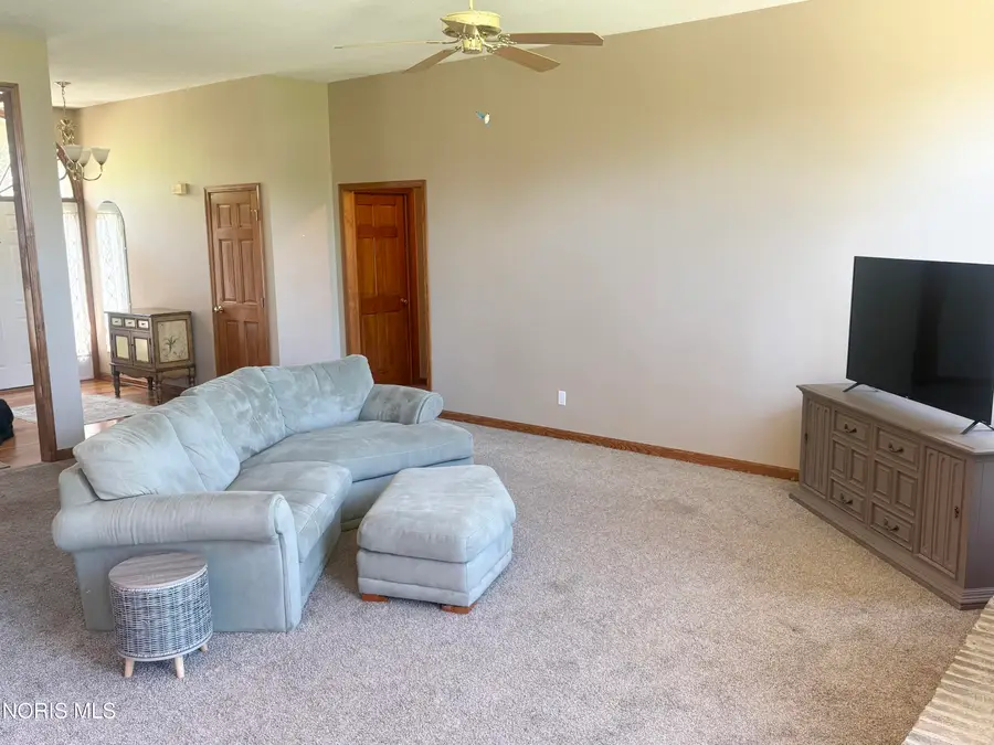 7710 Wellsbury Drive, Waterville, OH 43566 - #2