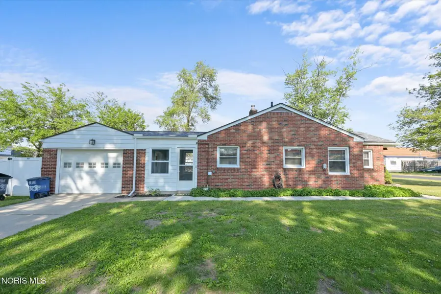 3233 Corydon Drive, Toledo, OH 43613 - #3