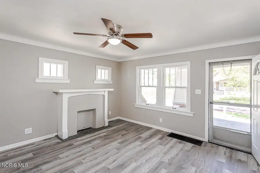 516 Lodge Avenue, Toledo, OH 43609 - #3