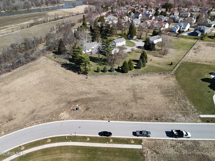 462 Delaware Drive, Perrysburg, OH 43551 - #3