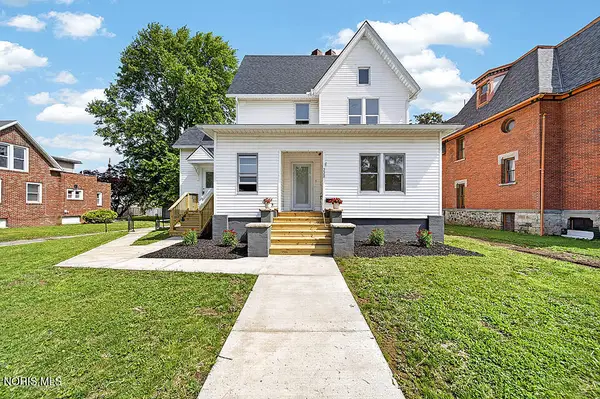 220 W Tiffin Street, Fostoria, OH 44830