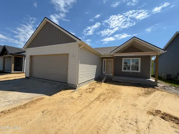 5026 Easton Drive, Oregon, OH 43616