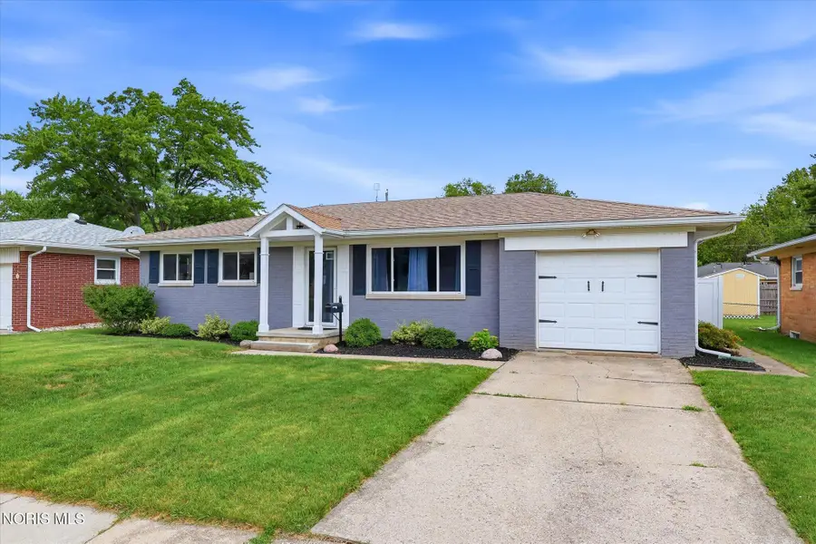 1038 Kirk Street, Maumee, OH 43537 - #2