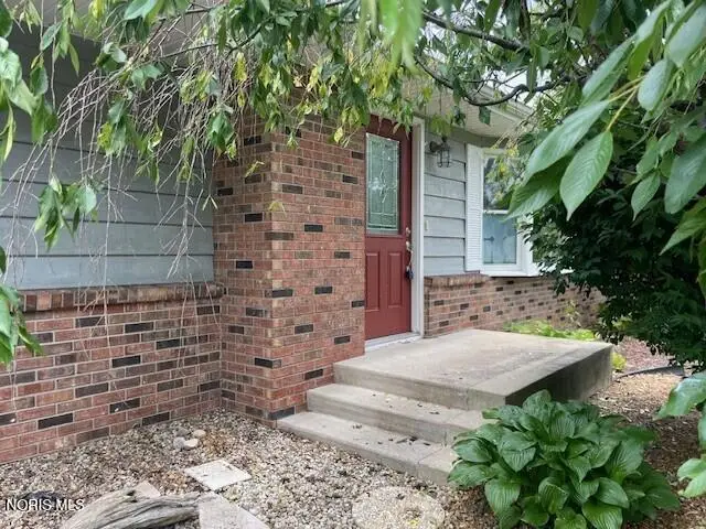 124 Oak Park Drive, Hicksville, OH 43526 - #2
