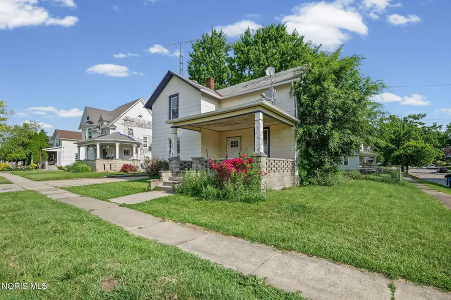 1302 Napoleon Street, Fremont, OH 43420 - #2