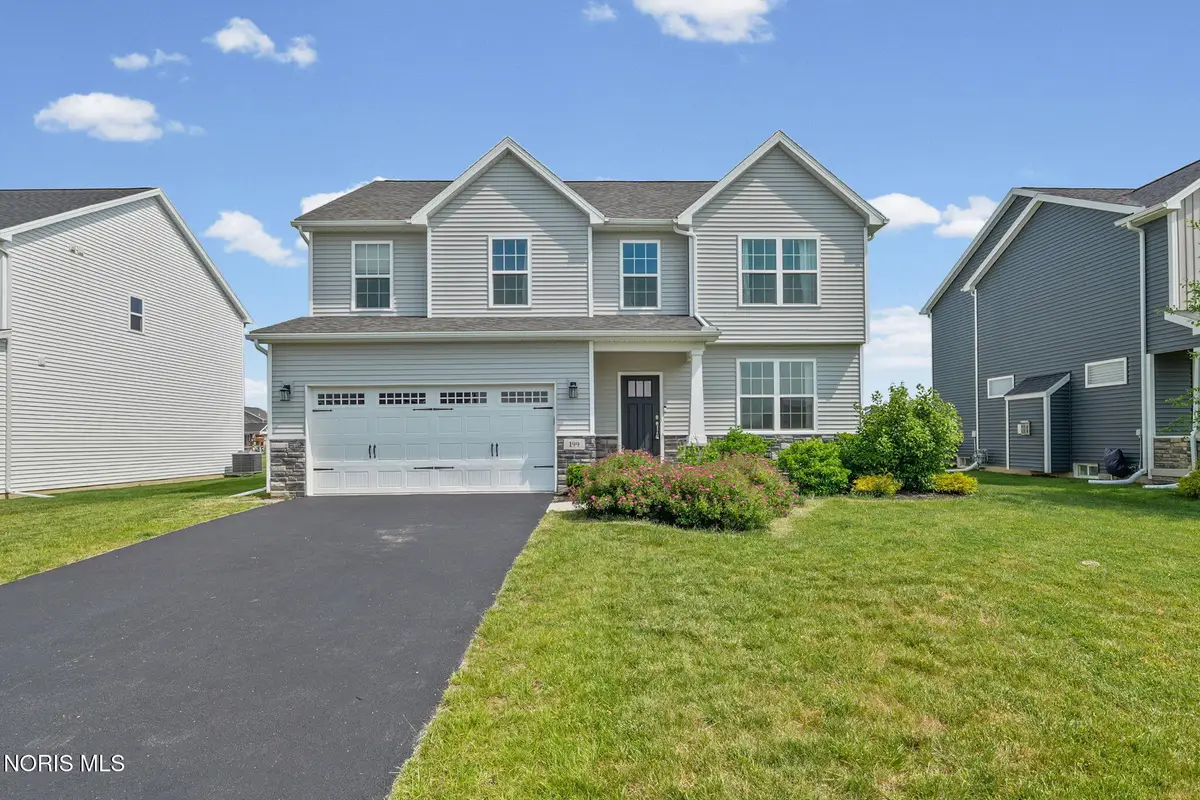 199 Valley Hall Drive, Perrysburg, OH 43551 - #1