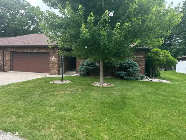 1830 Wood Cree Court, Defiance, OH 43512